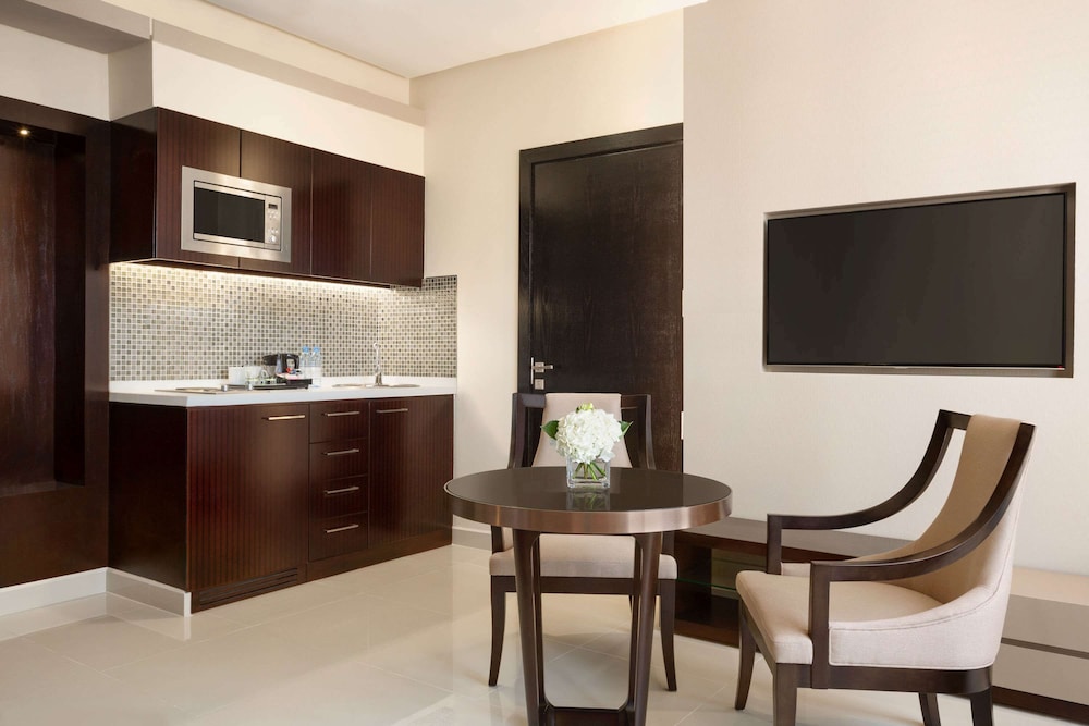 Suite, 1 King Bed, Non Smoking