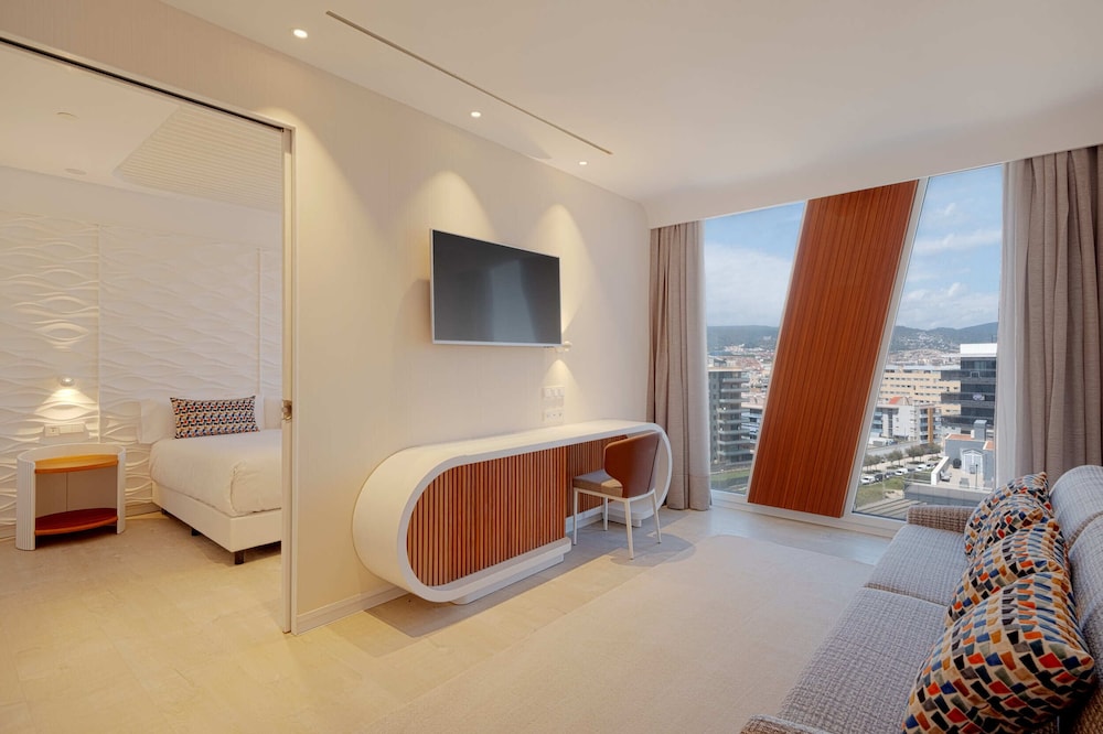 Family Room - Photo 3