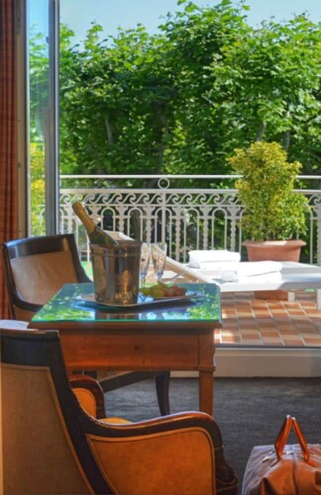 Double Room, Garden View (Terrasse) thumbnail 5