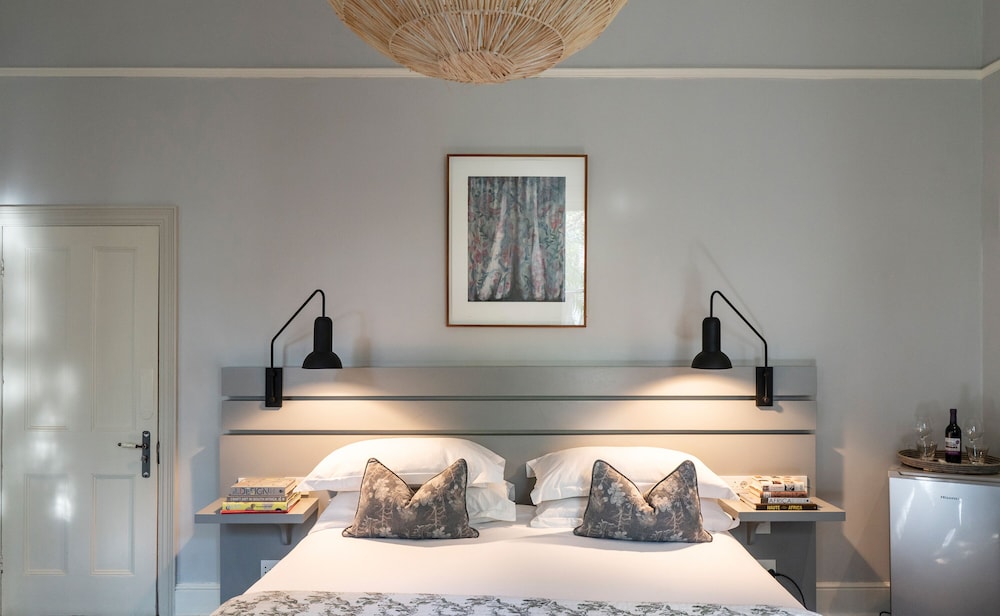 The Manor House Room - Photo 4