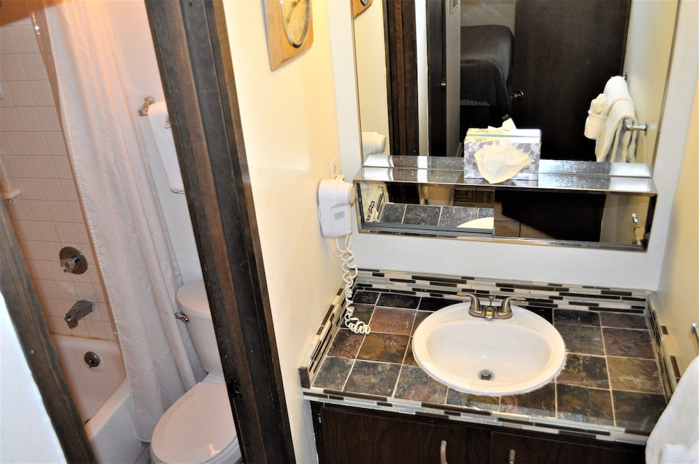 Condo, Multiple Beds (Snowflake 1 Bed plus Den 2 Bath SFAF) photo 2