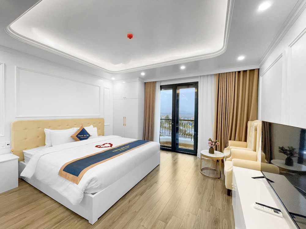 Deluxe Double Room, Bathtub