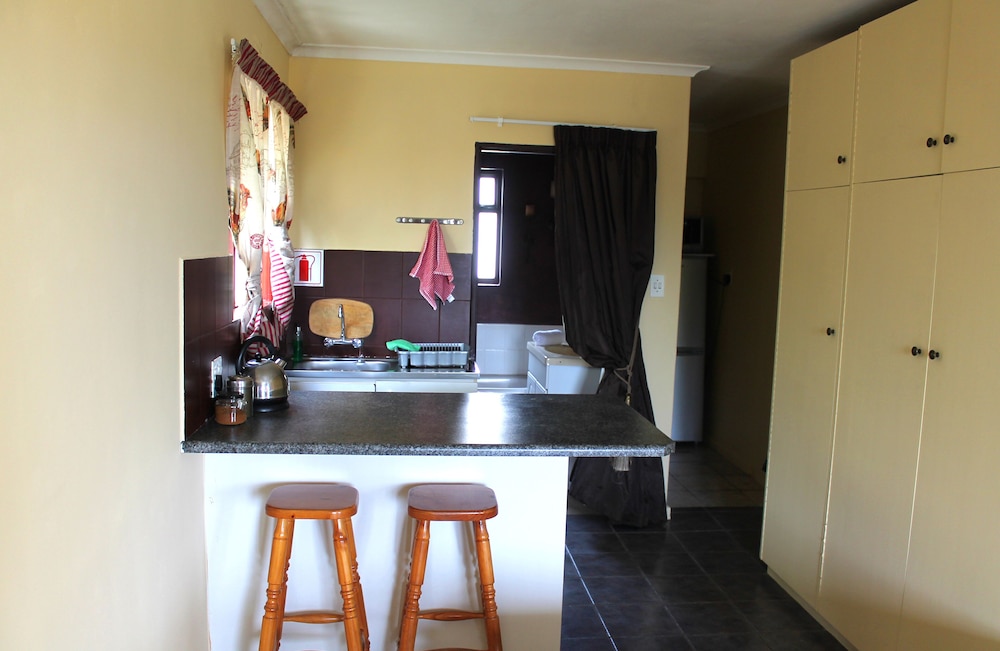 Standard Apartment, 1 Bedroom, Ground Floor photo 2