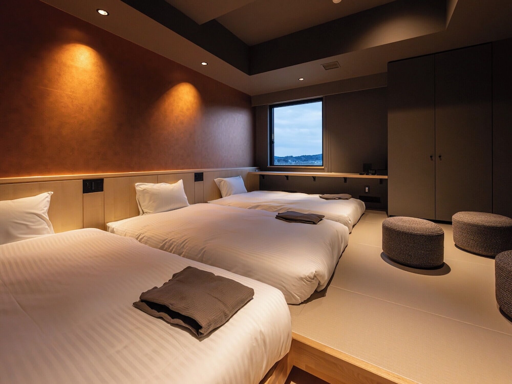 Comfort Twin Room, River View photo 1