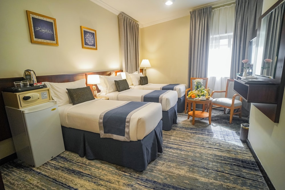 Standard Triple Room - Photo 14