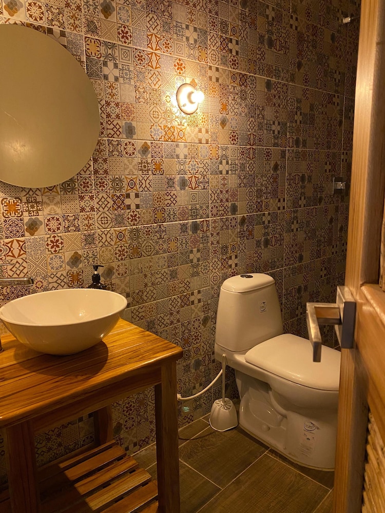 Standard Room, Private Bathroom photo 3