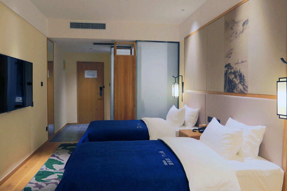 Exclusive Twin Room (Mainland China Citizens Only) photo 1