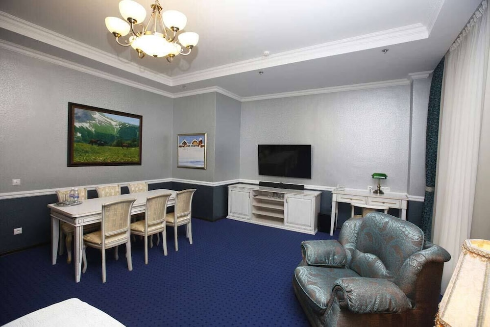 Premium Suite photo 3