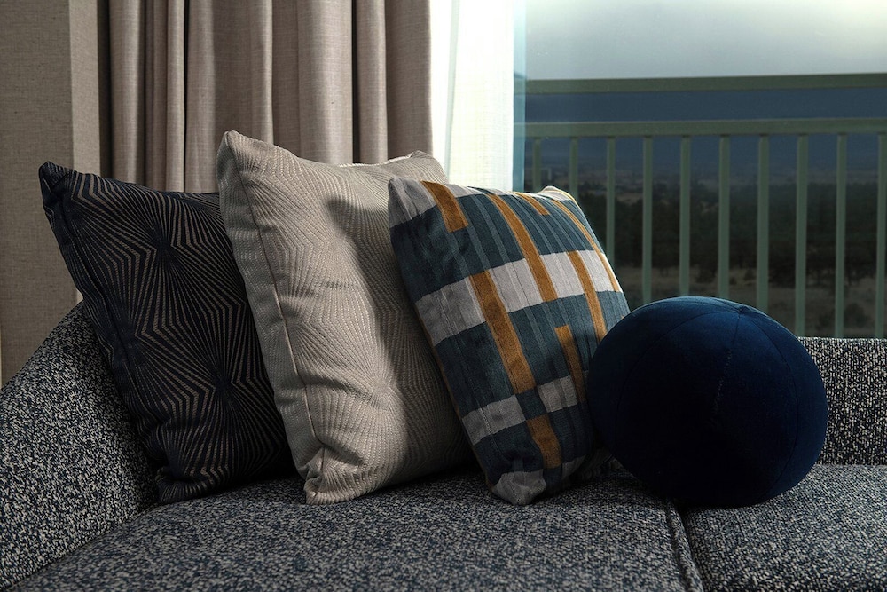 Suite, Mountain View (ADA) - Photo 5