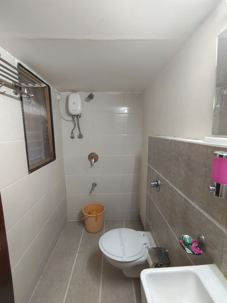 Deluxe Room - Photo 2