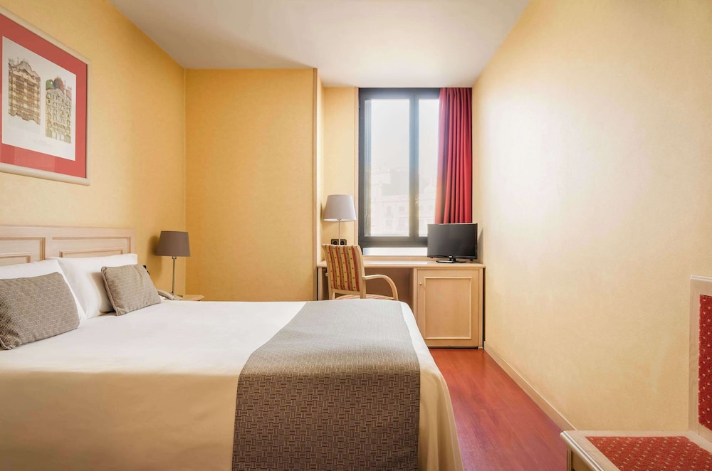 Economy Double Room photo 2