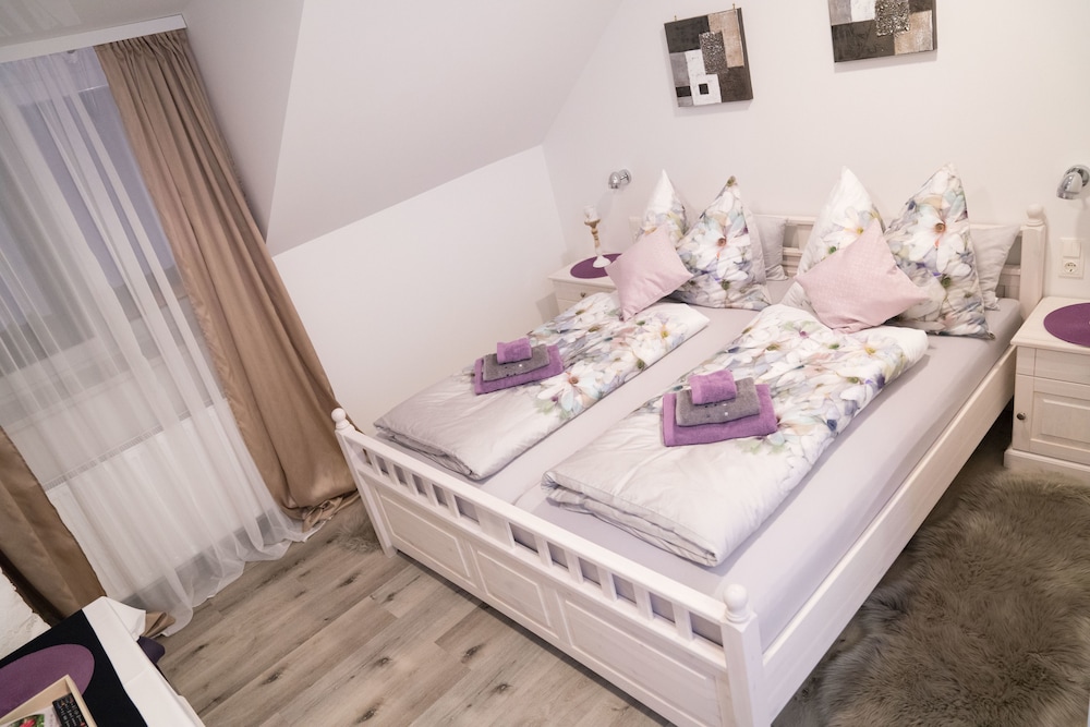 Deluxe Double Room, 1 King Bed (Lilla / Grey Nr. 9) photo 3