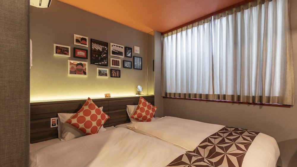 103BD Deluxe Double Room, Non Smoking photo 2