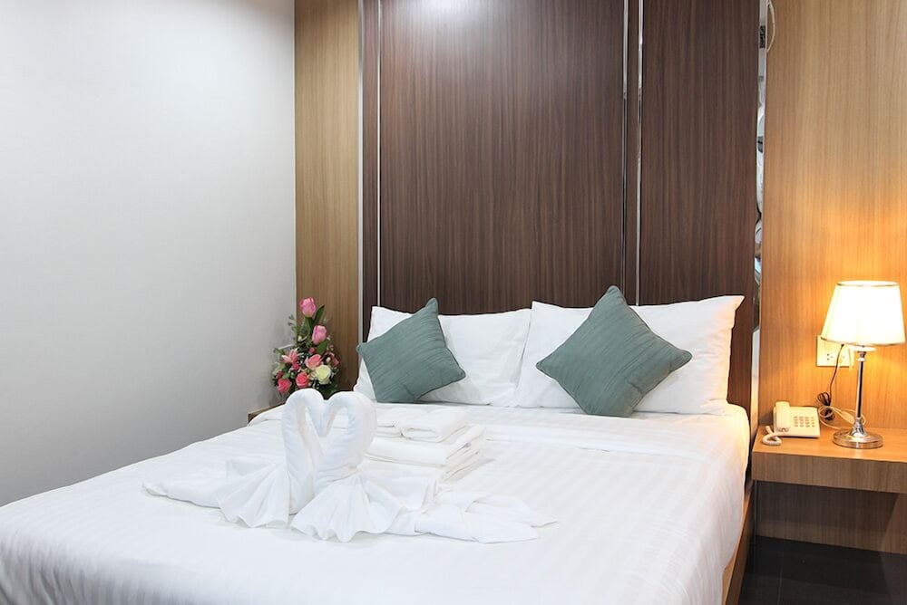 Standard Double Room, 1 Double Bed, Lanai photo 3