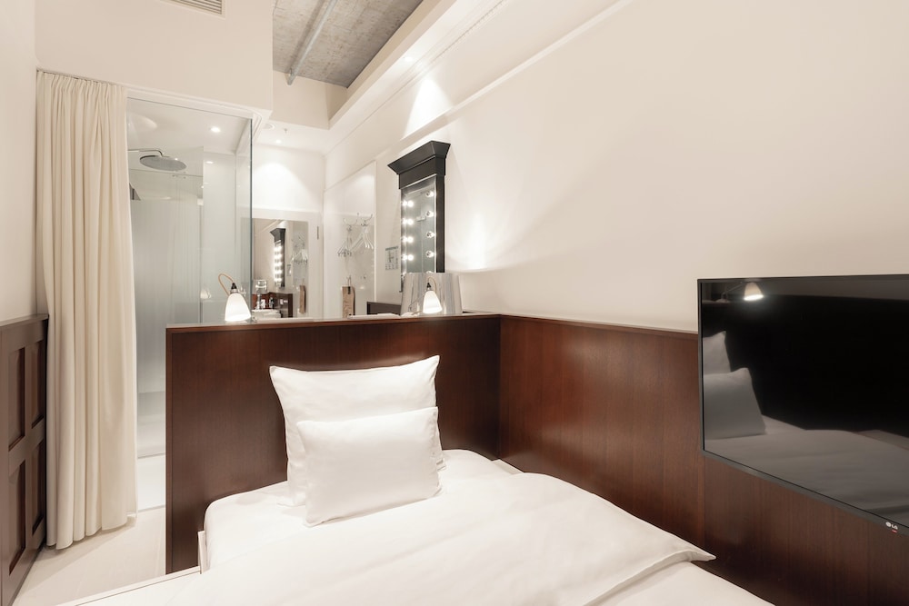 Nest Room (stage bed) photo 3