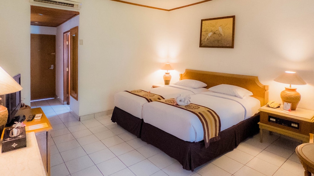 Superior Twin Room, Garden View - Photo 6
