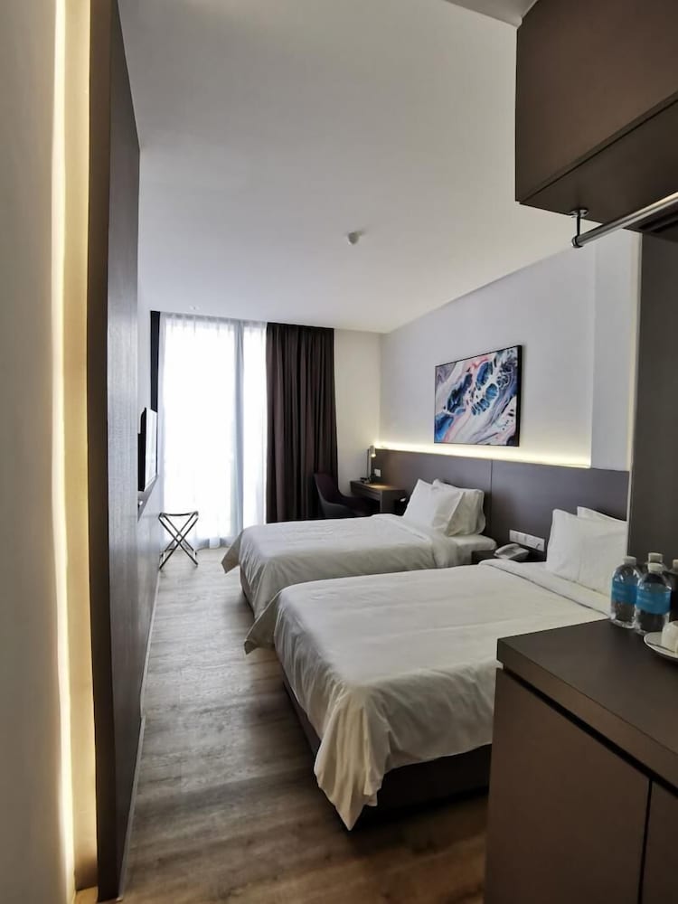Superior Twin Room - Photo 1