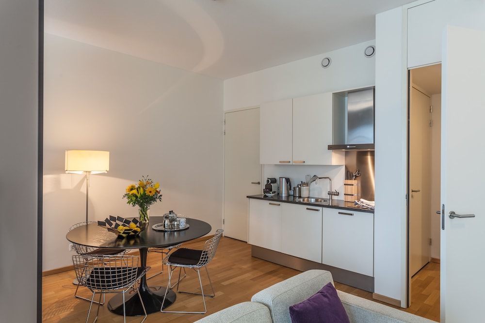 Studio photo 1