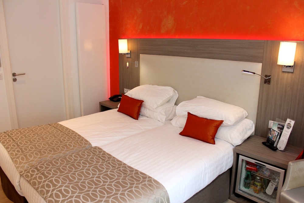 Comfort Room, 2 Twin Beds, Non Smoking - Photo 1
