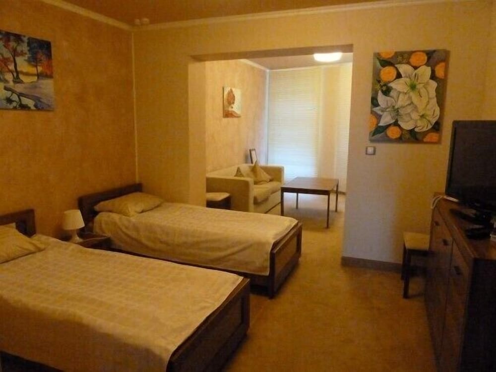 Twin Room, Park View