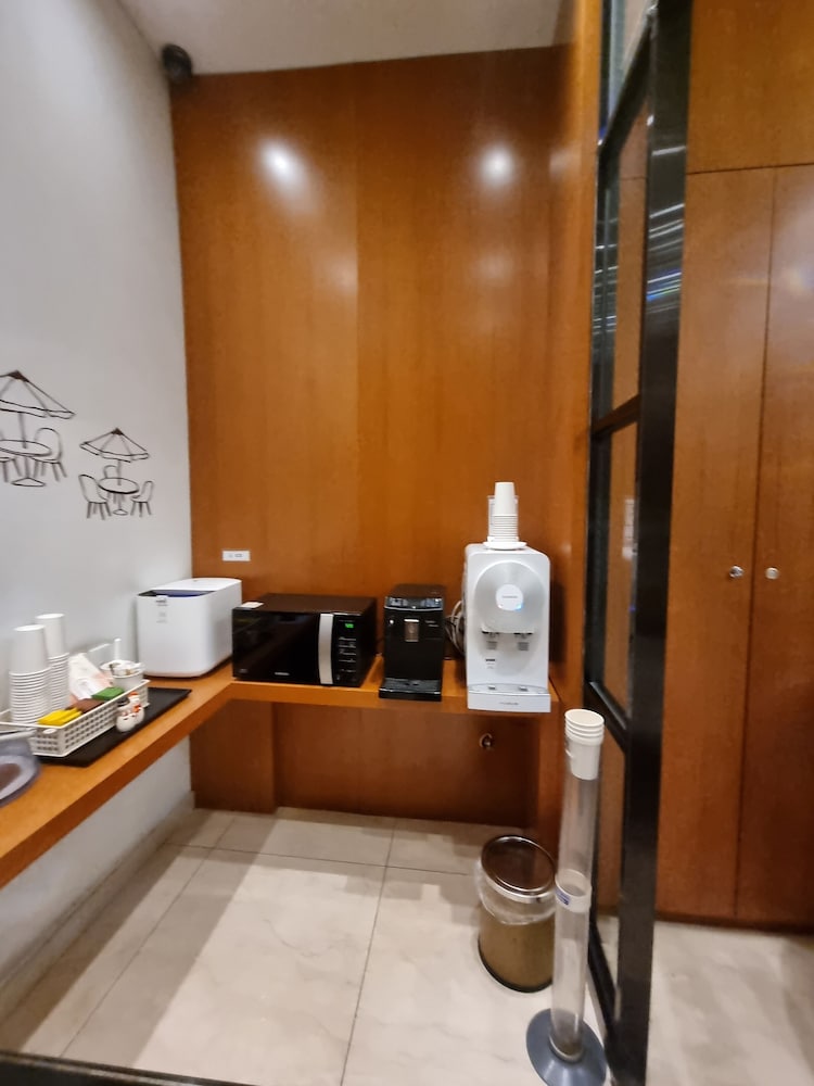 Family Suite (check-in available until 11 pm) photo 3