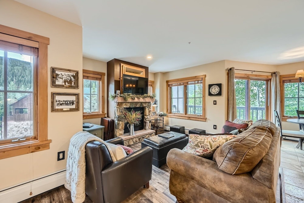 Condo, 1 Bedroom