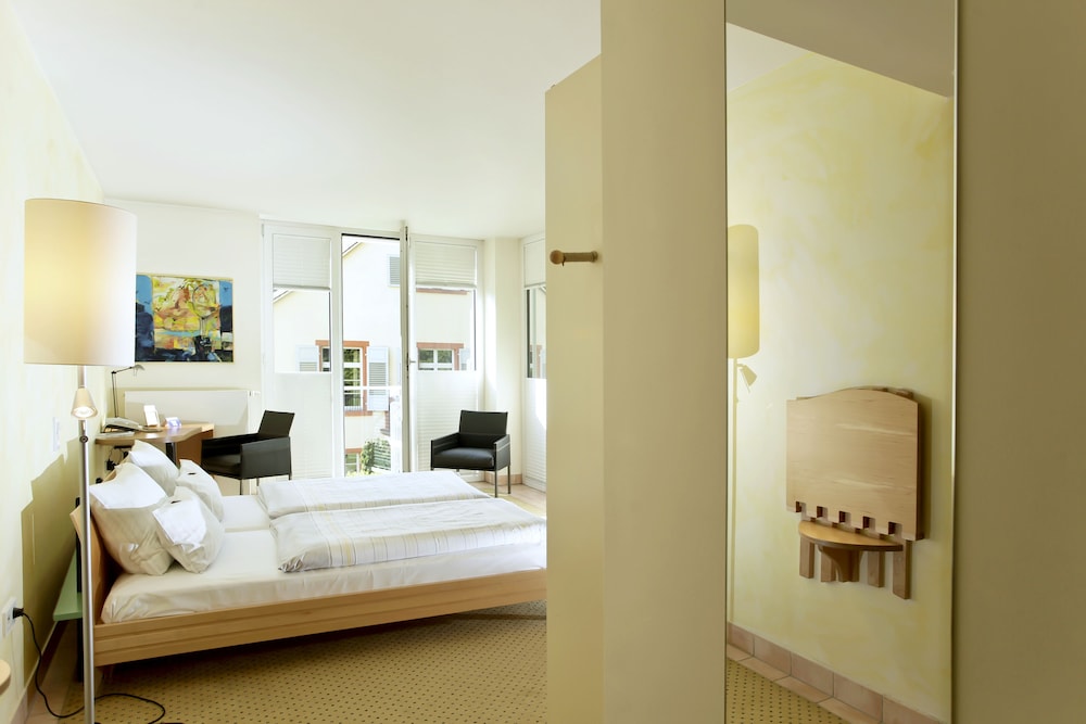 Corner Double Room - Photo 2