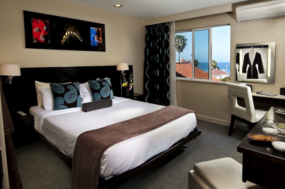Junior Suite, Partial Ocean View - Photo 5
