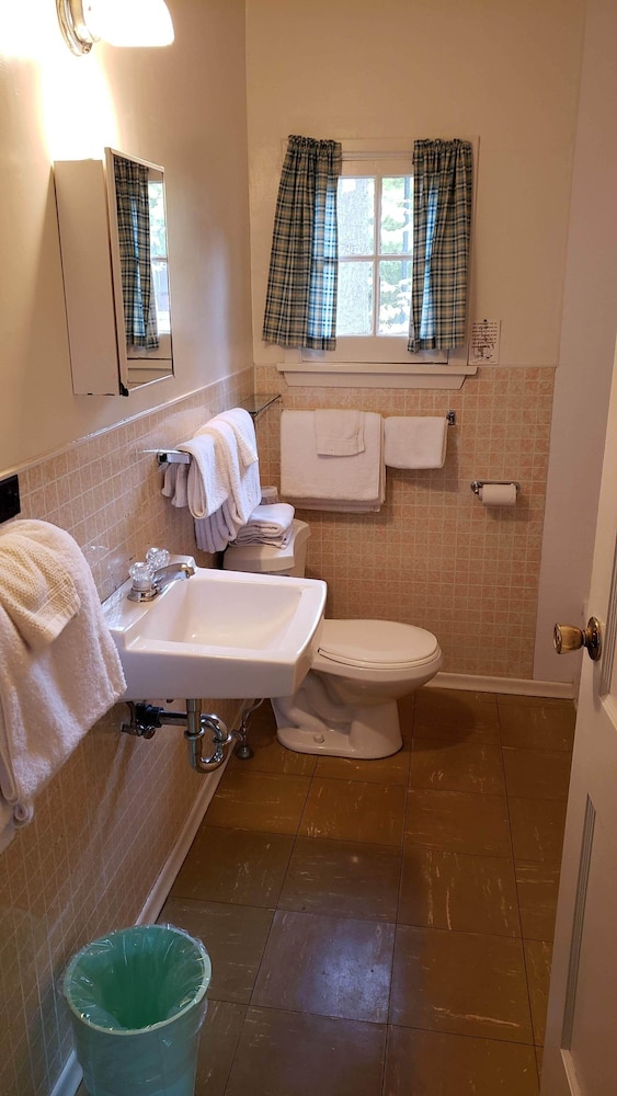 Premium Cabin (19) photo 3