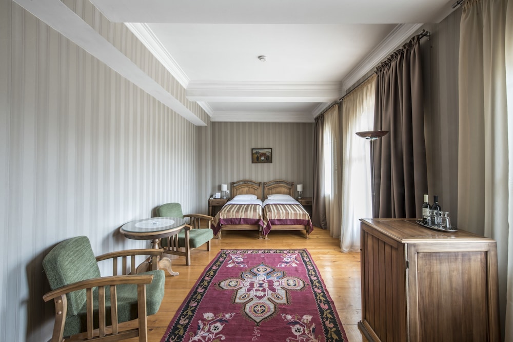 Deluxe Twin Room, City View photo 2