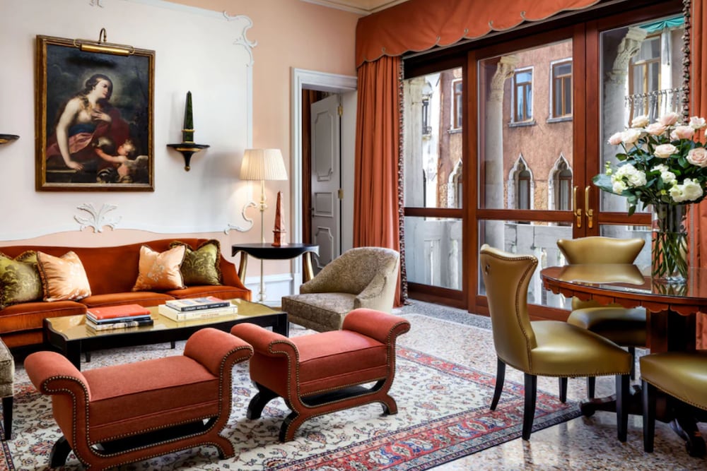 Suite, 1 Bedroom thumbnail 6