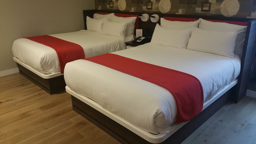 Double Room, 2 Double Beds, Courtyard View