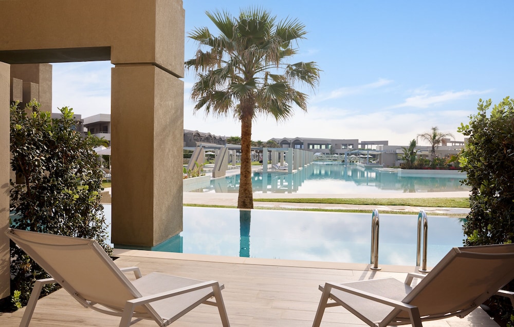Junior Suite, Pool Access