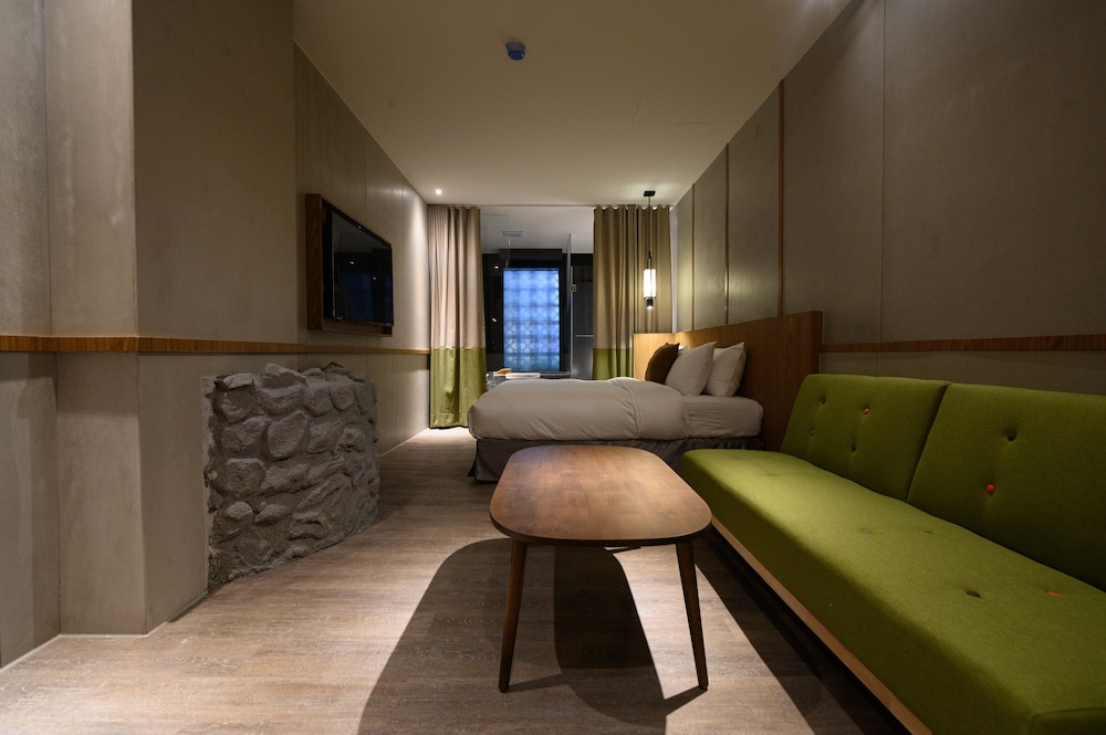 King Room with Garden View photo 2