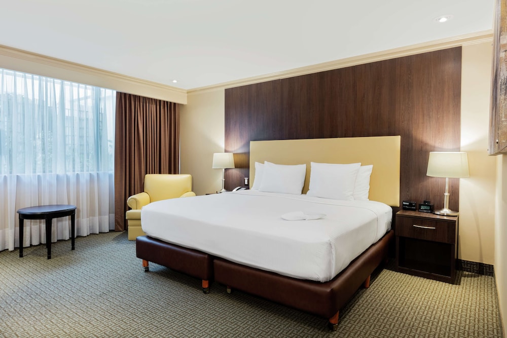 Executive Room, 1 King Bed