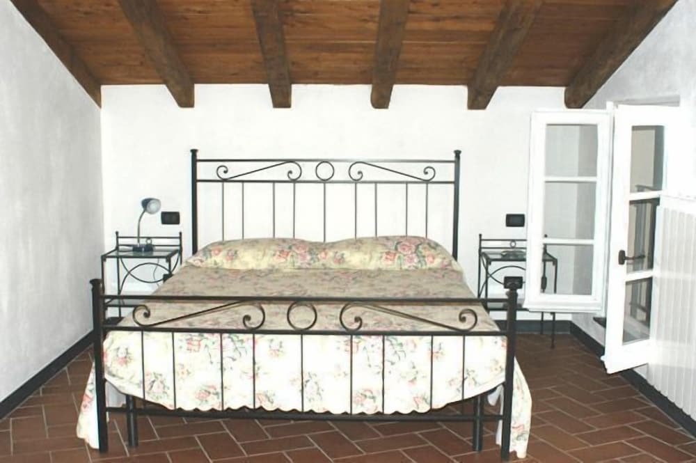 Family Quadruple Room - Photo 23