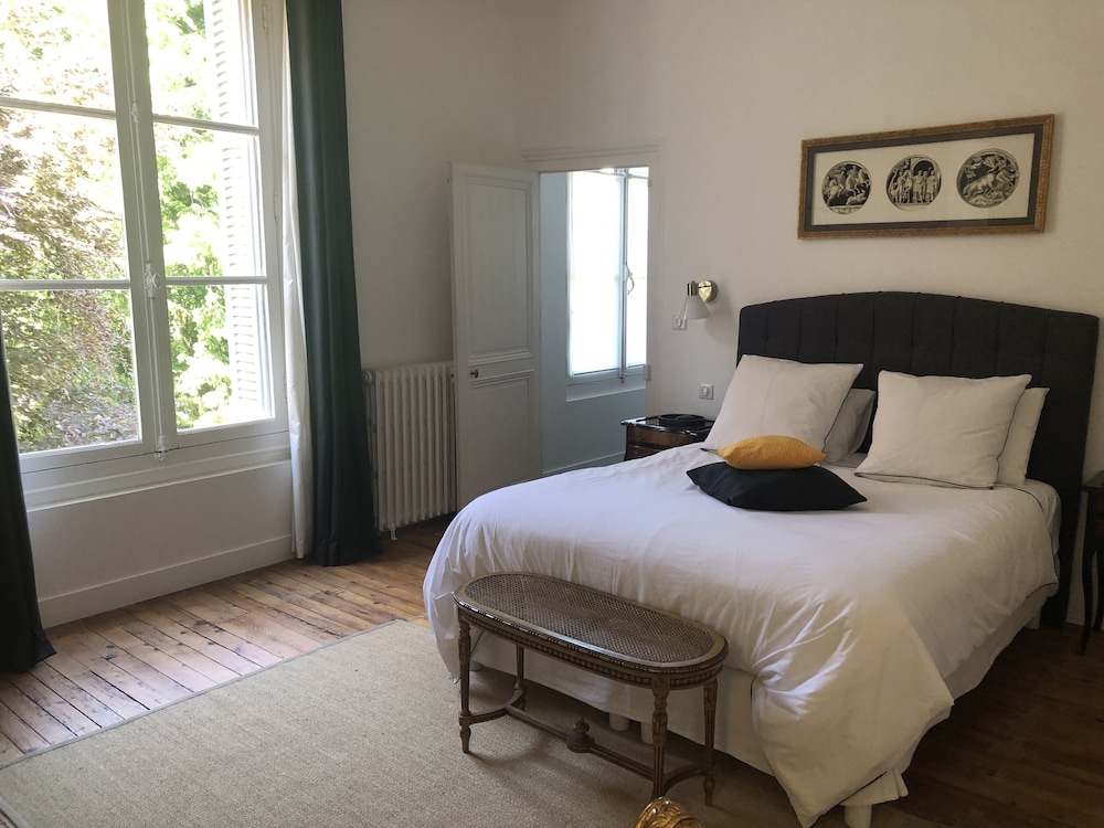 Superior Double Room, Ensuite, Garden View (Marie-Louise) photo 1