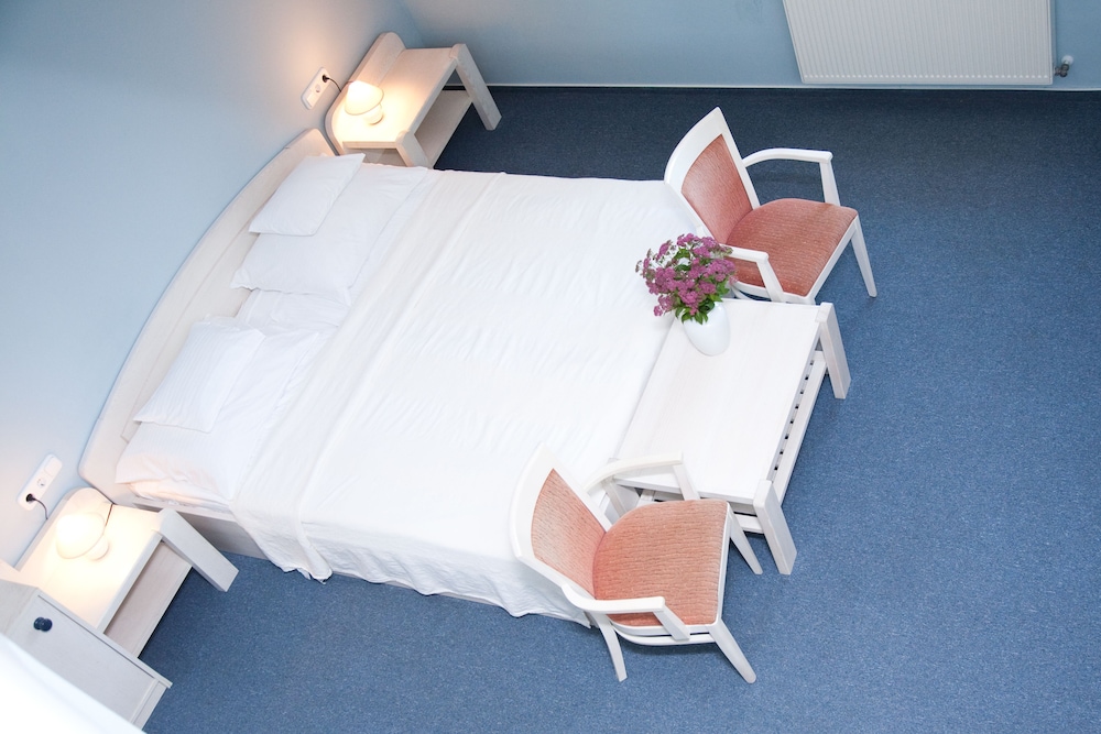 Apartment (for 4 people)
