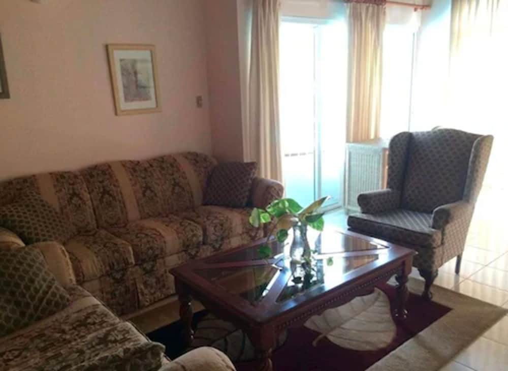 Suite, Balcony, Sea View (Semi)
