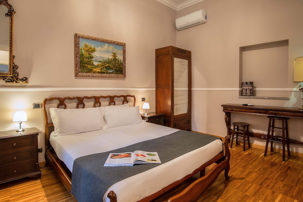 Standard Double or Twin Room photo 2