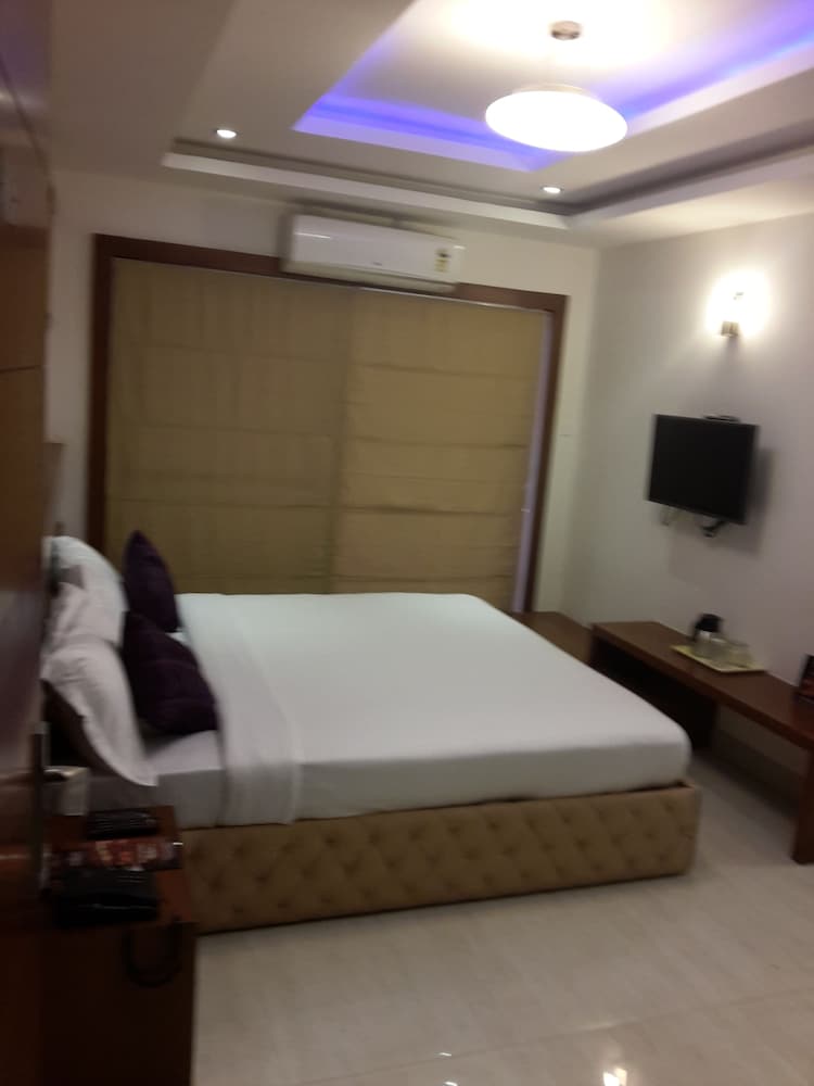 Bhagini Suite photo 2
