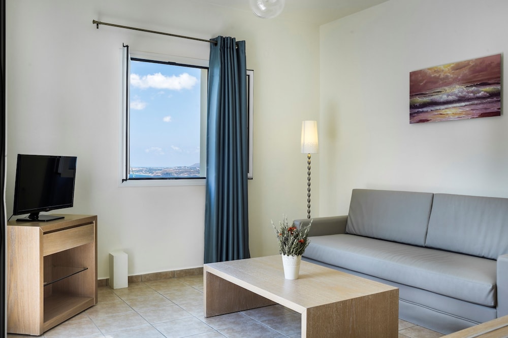 Classic Suite, 1 Bedroom, Sea View photo 2