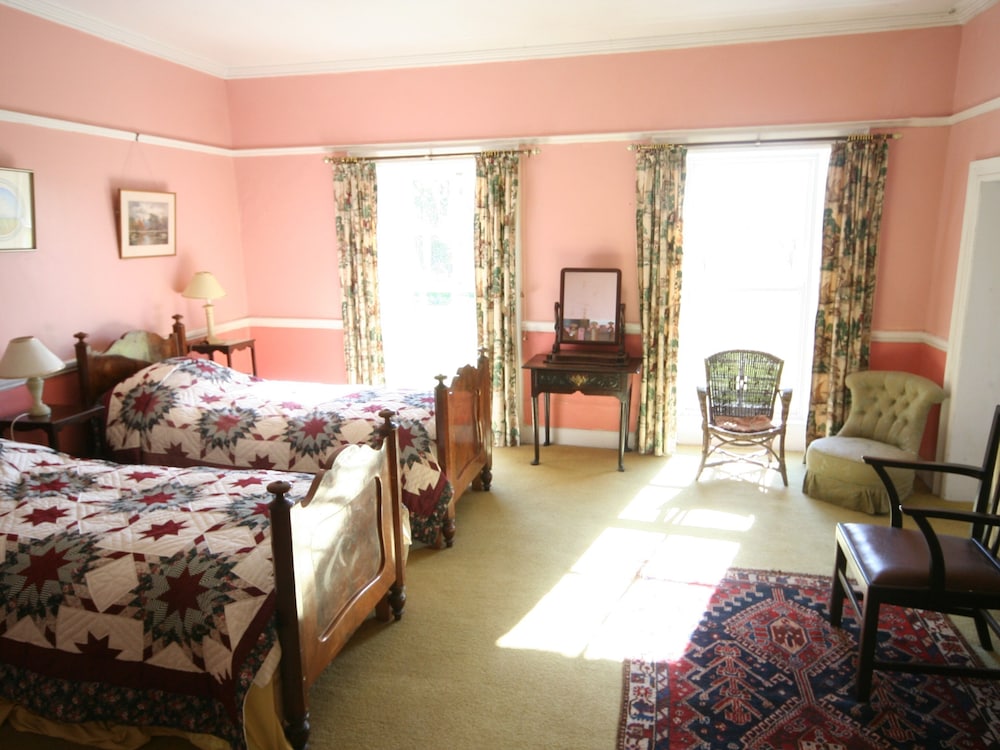 Suite, Ensuite (Incorporating Twin Room) photo 2