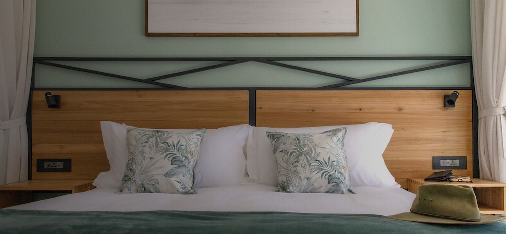 Standard Double or Twin Room, Courtyard View photo 3