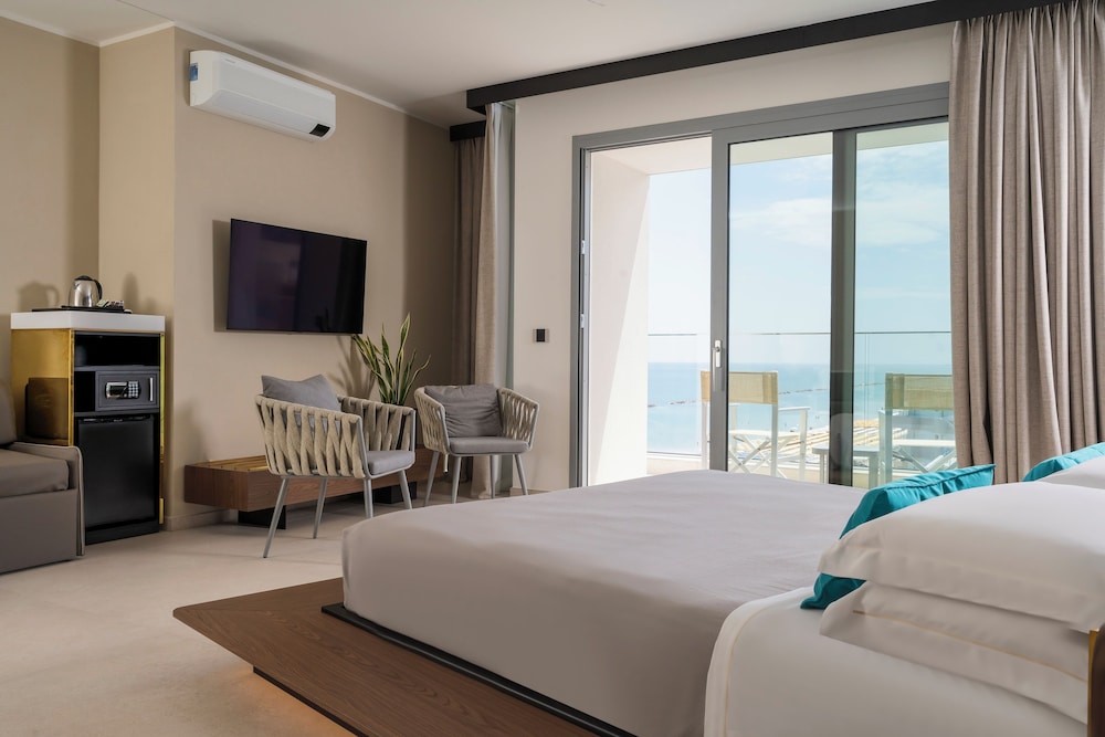 Junior Room, Sea View photo 2