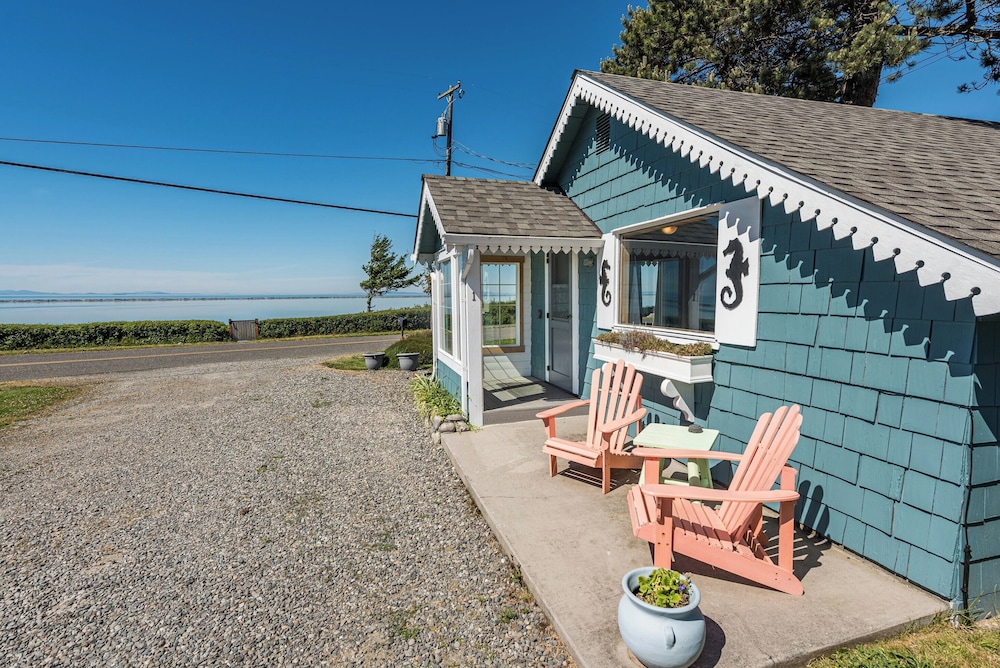 Cottage, Sea View, Kitchen, Jetted Tub