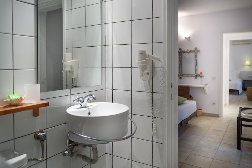 Suite, 2 Bedrooms photo 2