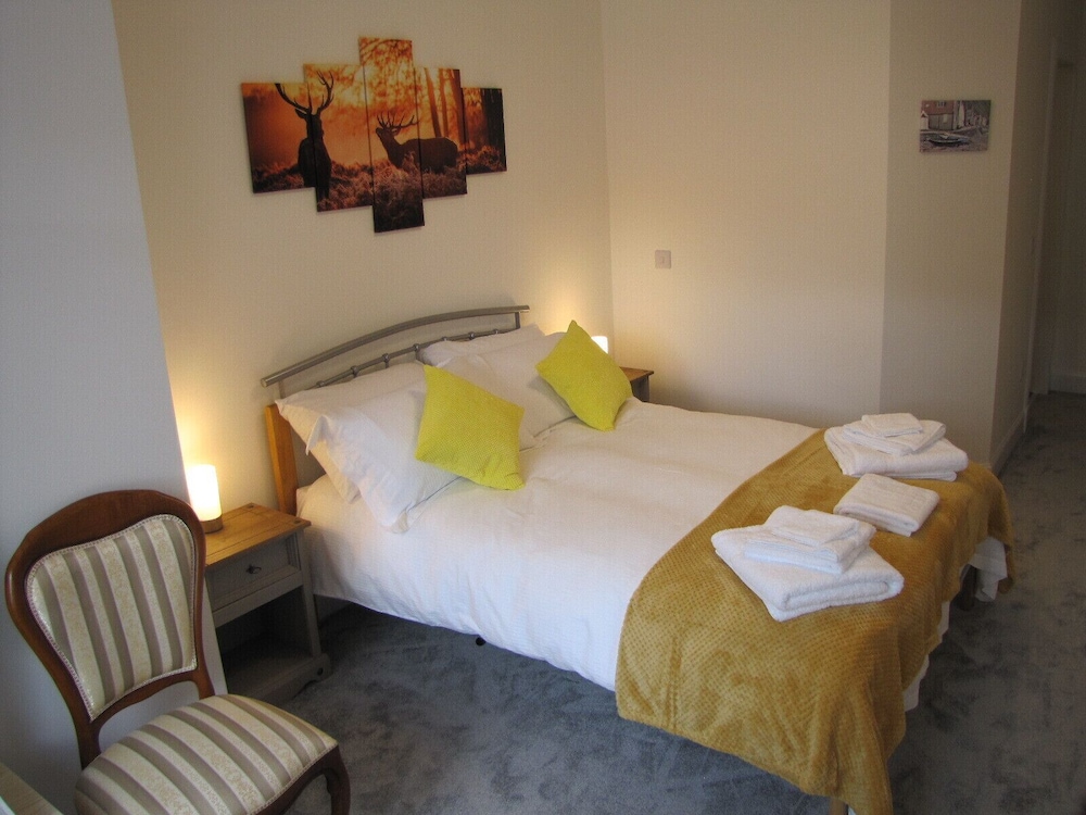 Deluxe Double Room, Ensuite, Courtyard View photo 3