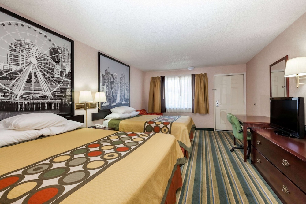 Studio Suite, Multiple Beds, Non Smoking - Photo 1