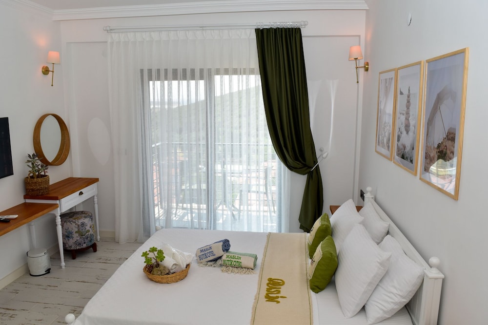 Deluxe Double Room, Balcony, Sea View - Photo 7